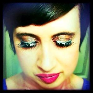 Meet your Posher, Anya